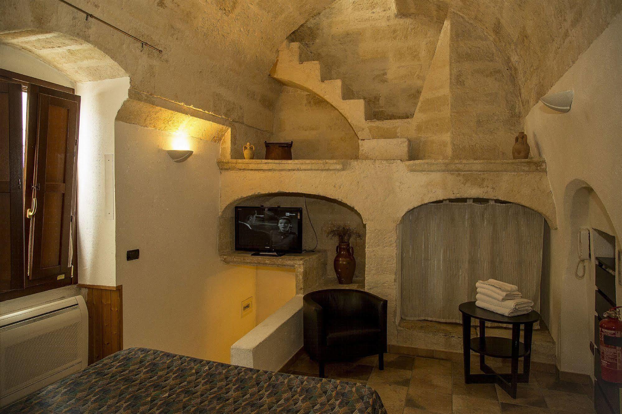 Vecchia Mottola Albergo Diffuso Exterior photo